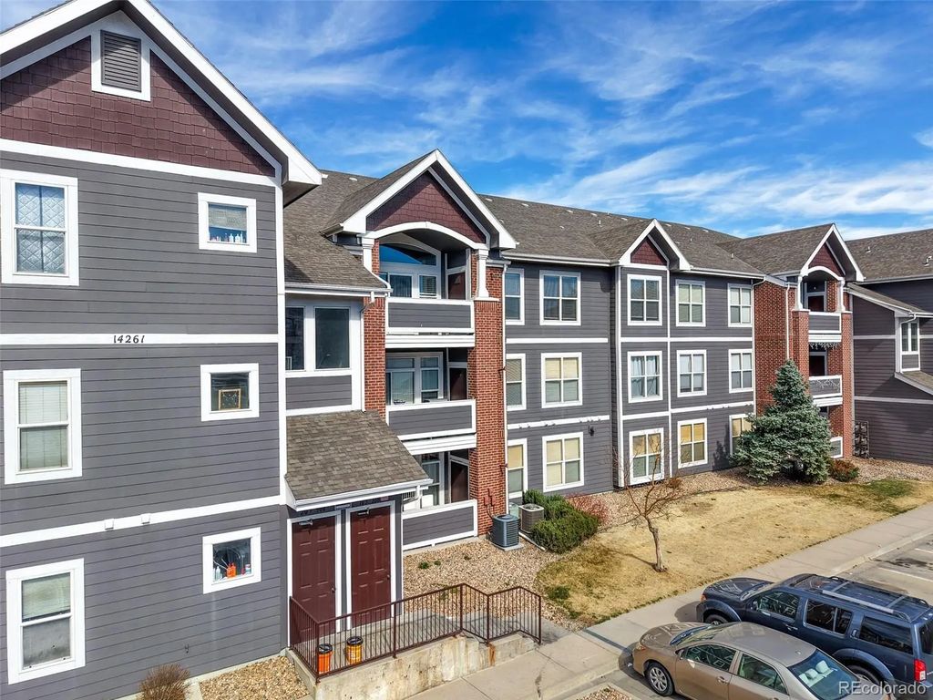 14261 E 1 St Dr Drive E 305, Aurora