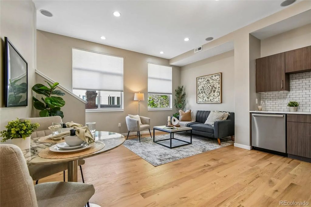 2327 Glenarm Place 2, Denver