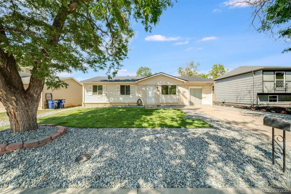 11397 E Virginia Drive, Aurora
