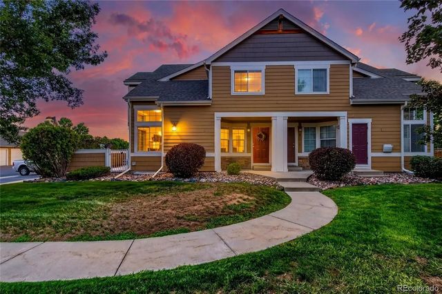 805 Summer Hawk Drive B10, Longmont