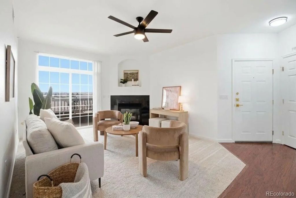 7440 S Blackhawk Street 11-204, Englewood
