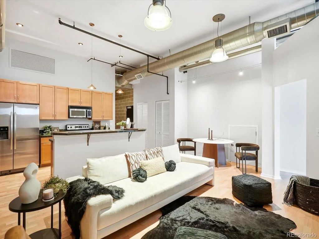 2142 Curtis Street 102, Denver