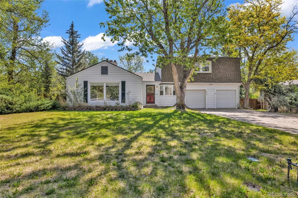350 Balsam Street, Lakewood