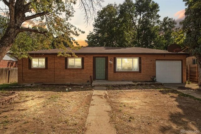 2066 S Newton Street, Denver