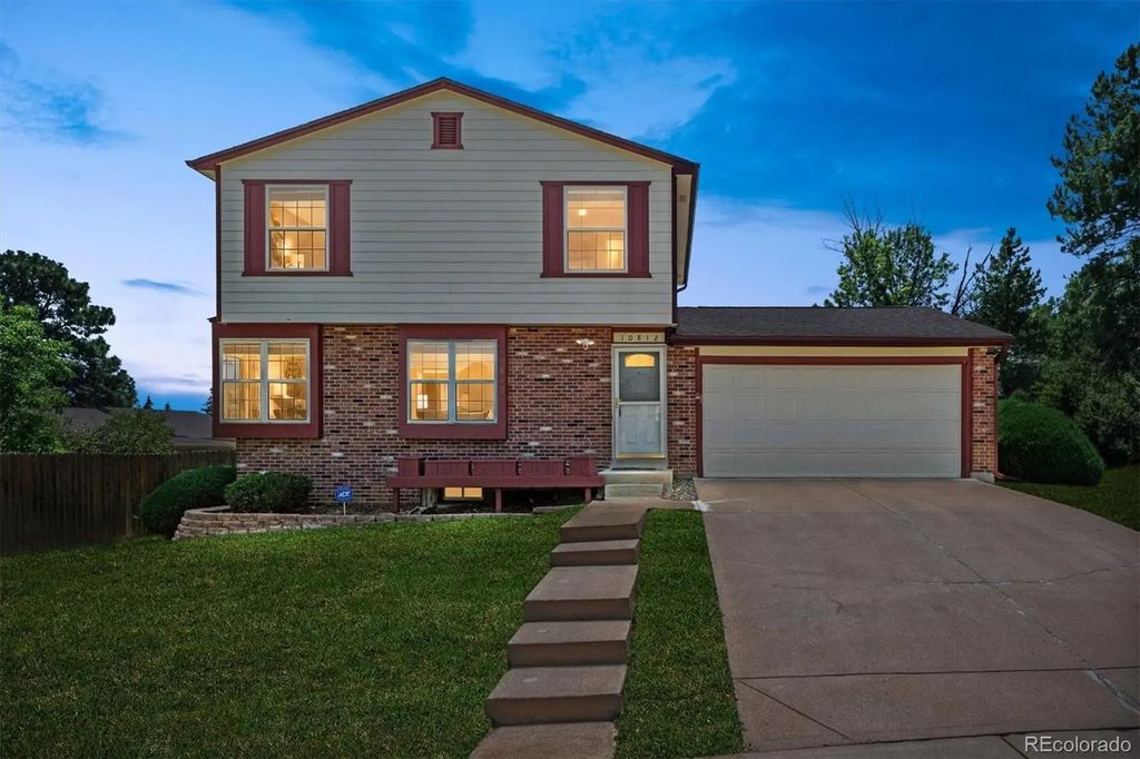 10812 W Powers Place, Littleton