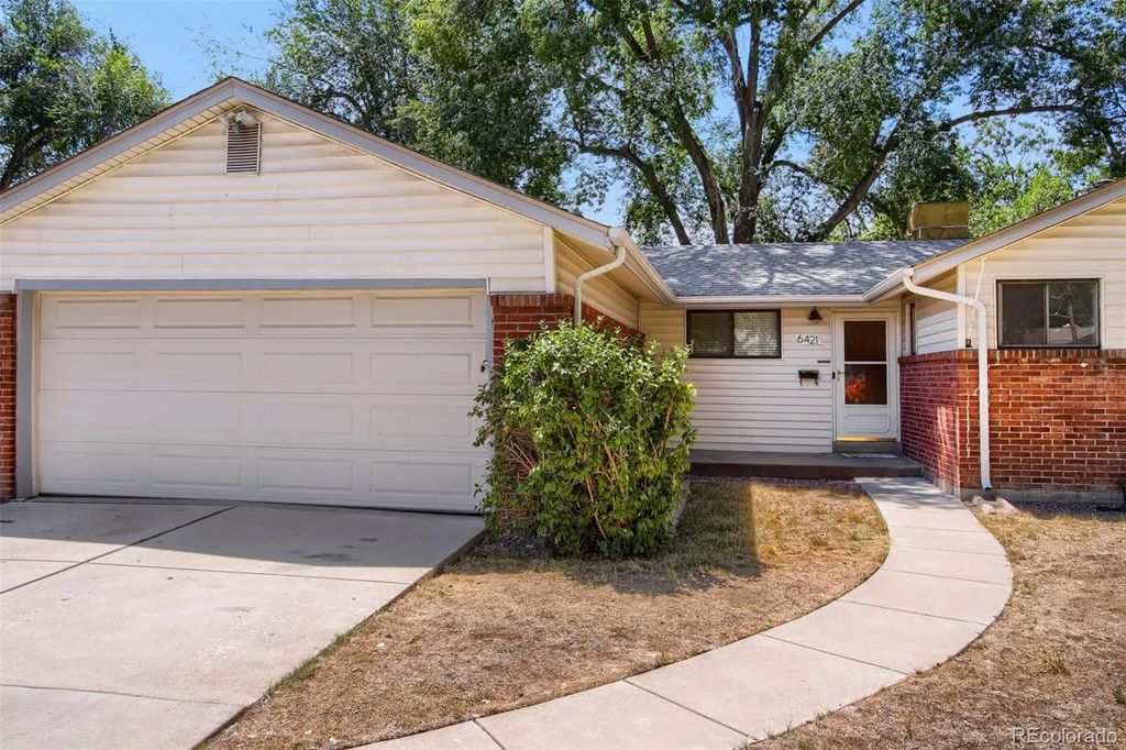 6421 Independence Street, Arvada
