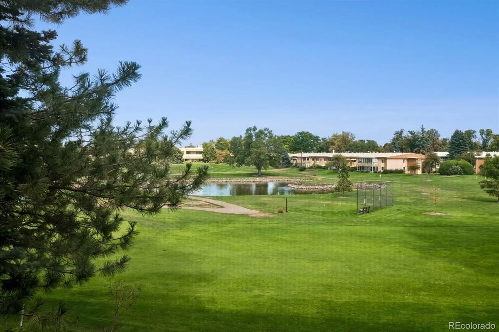 690 S Alton Way 6b, Denver