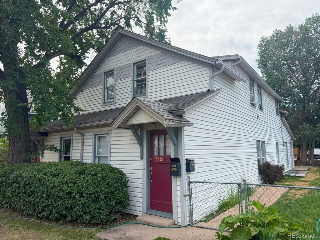 2526 W Alamo Avenue, Littleton