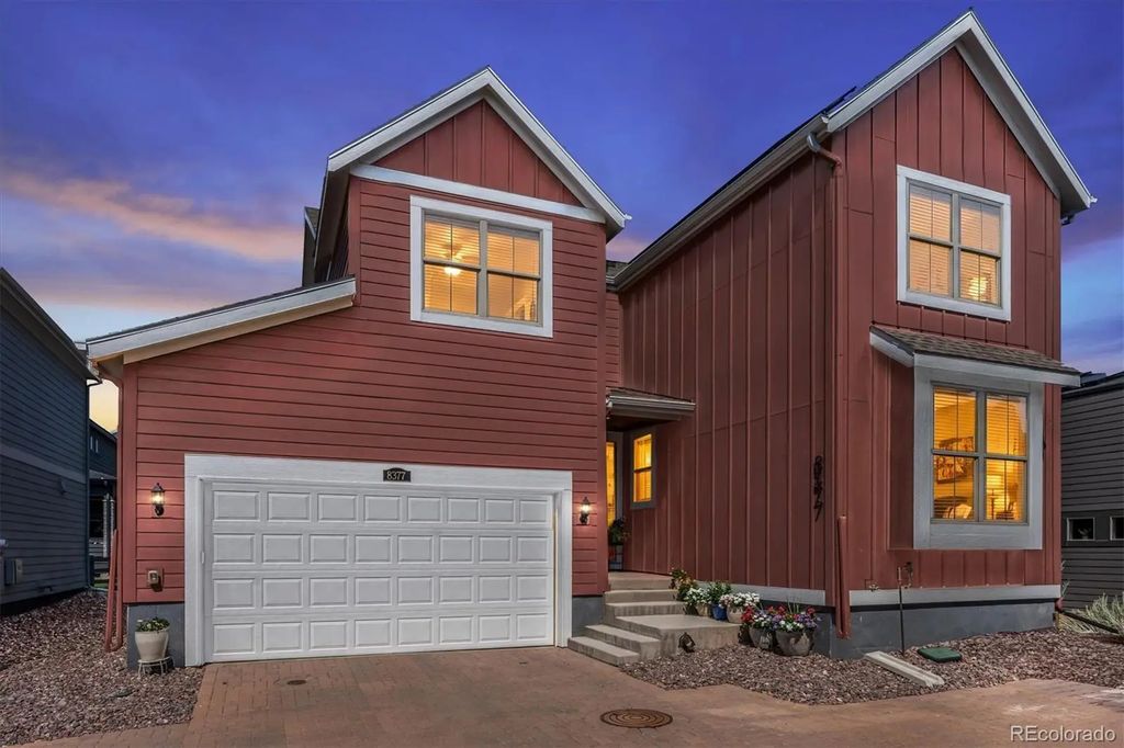 8377 Rush Creek Avenue, Littleton