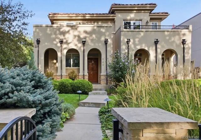 540 Steele Street, Denver