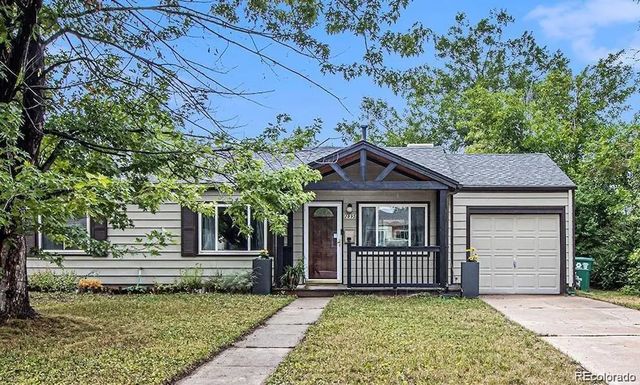 2895 S Cherry Way, Denver