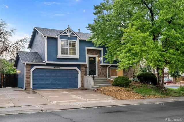 3946 S Flanders Way, Aurora