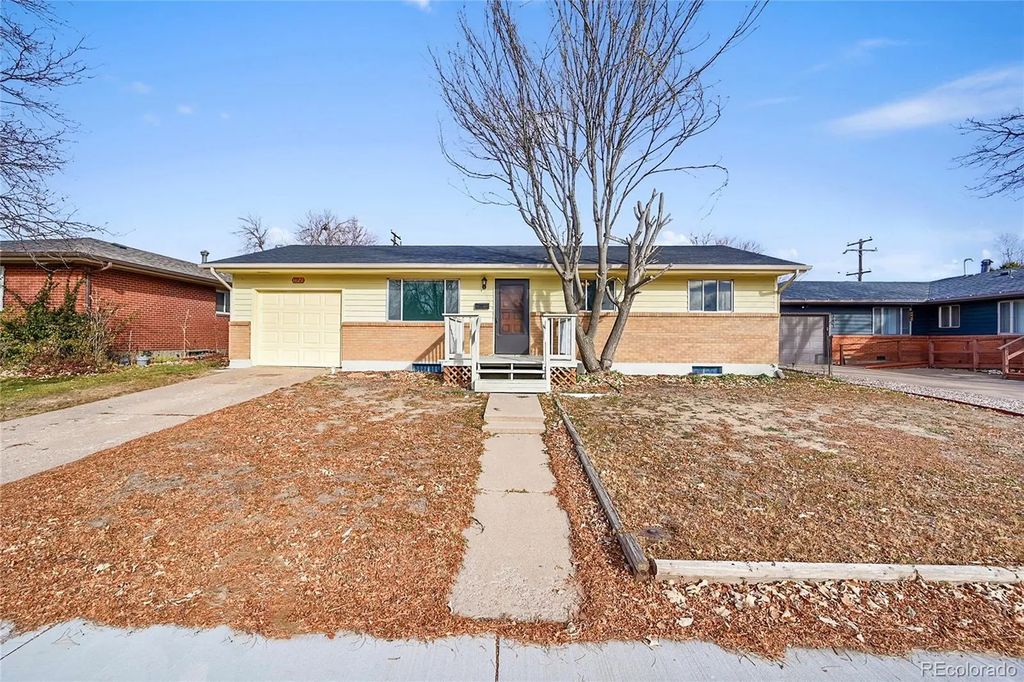 1827 26th Street, Greeley