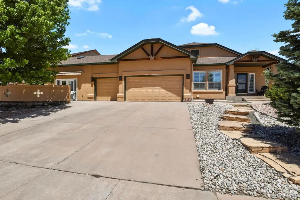 15871 Agate Creek Drive, Monument