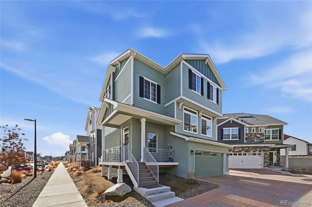 4073 N Quatar Court, Aurora