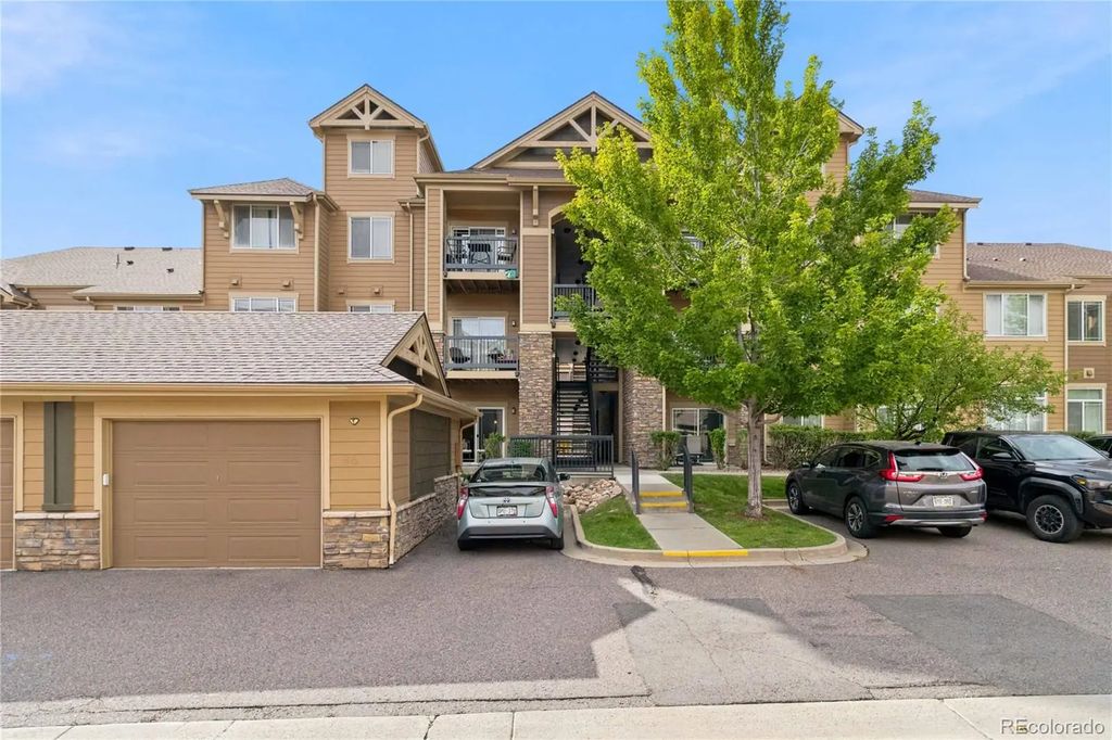 10052 W Ute Place 102, Littleton