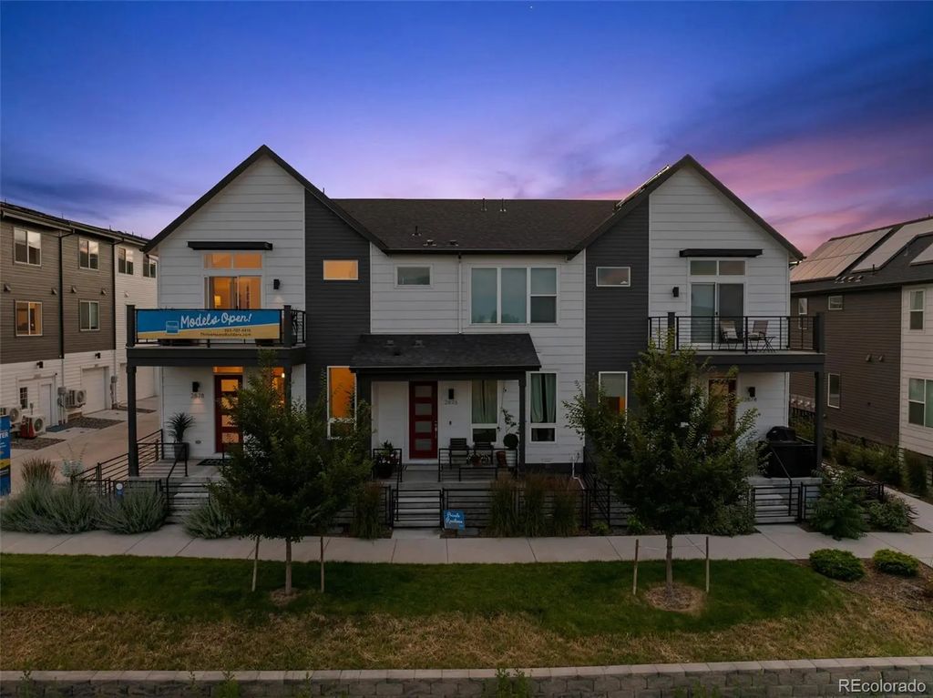 2866 S S. Machebeuf Court, Denver
