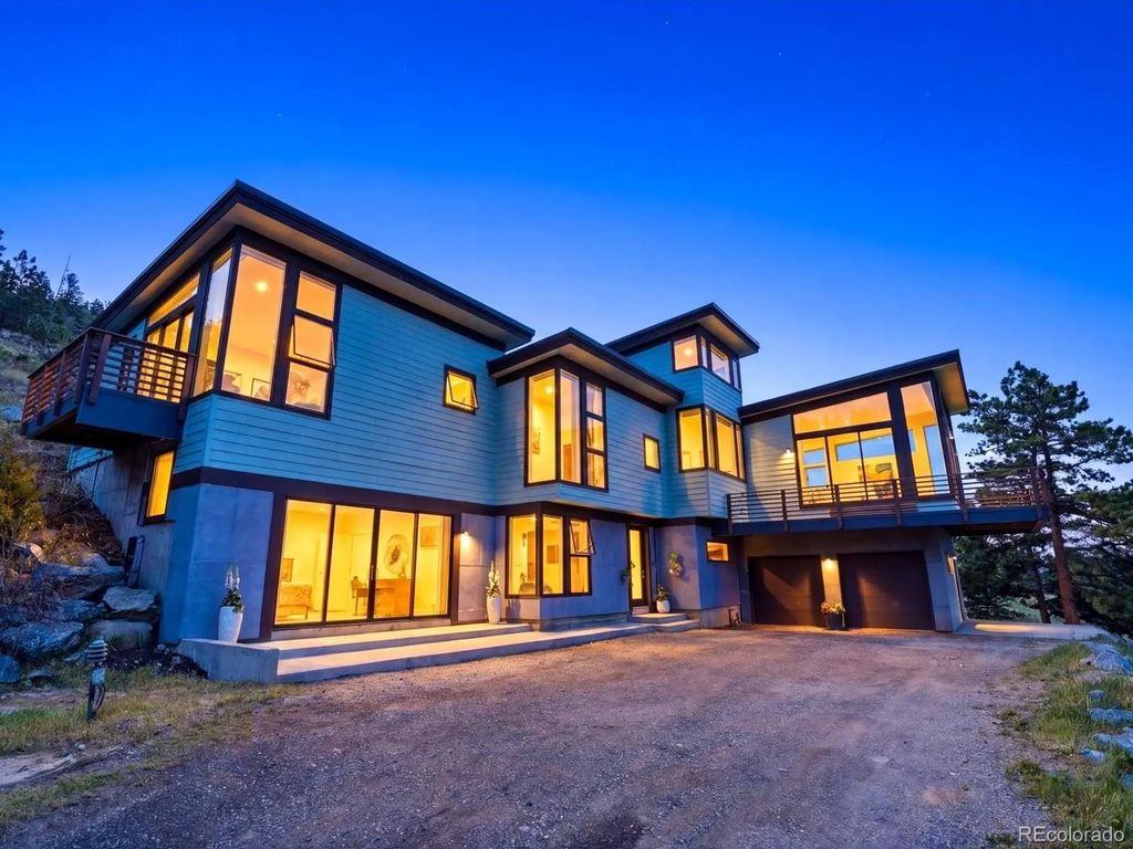 660 S Peak Road, Boulder