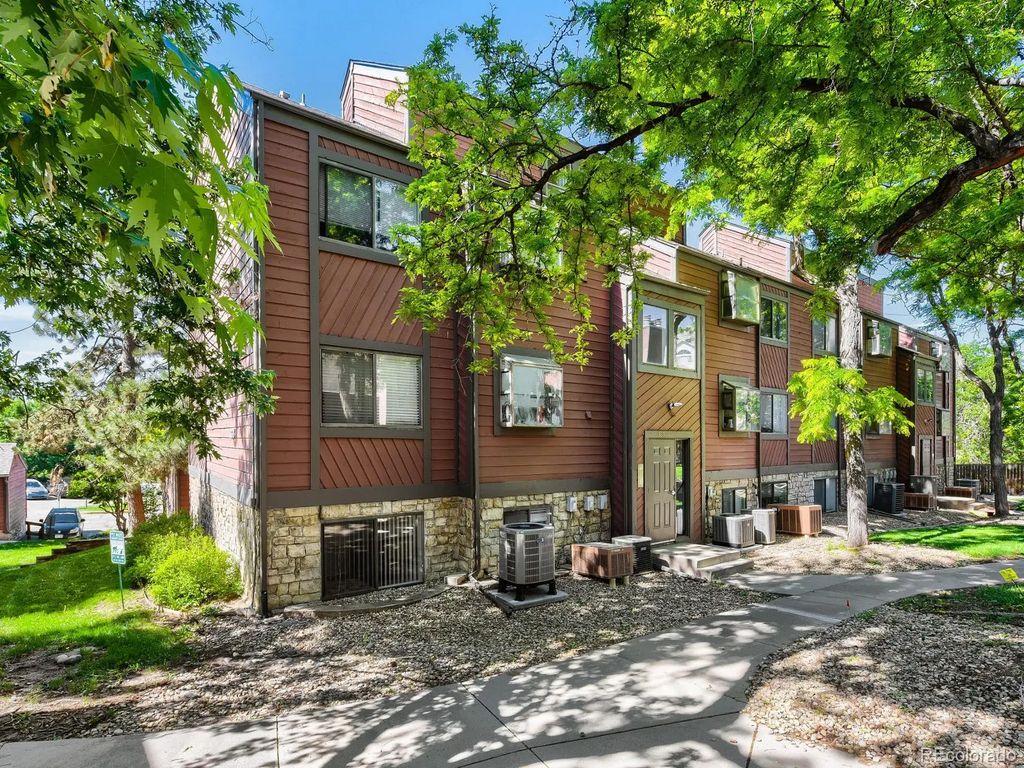 333 W Lehow Avenue 4, Englewood