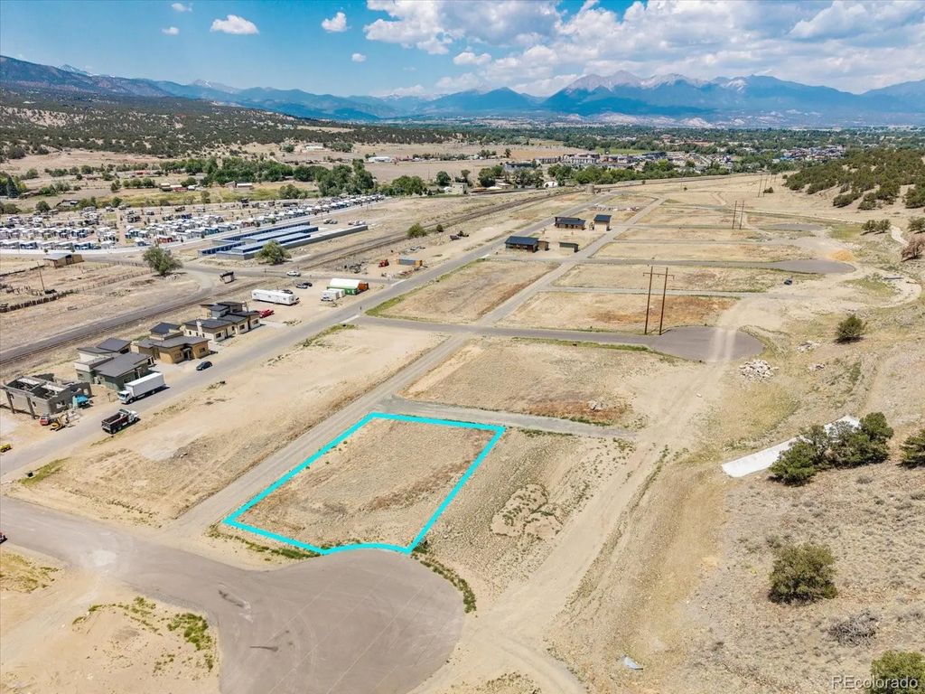 6711 Randall Street, Salida