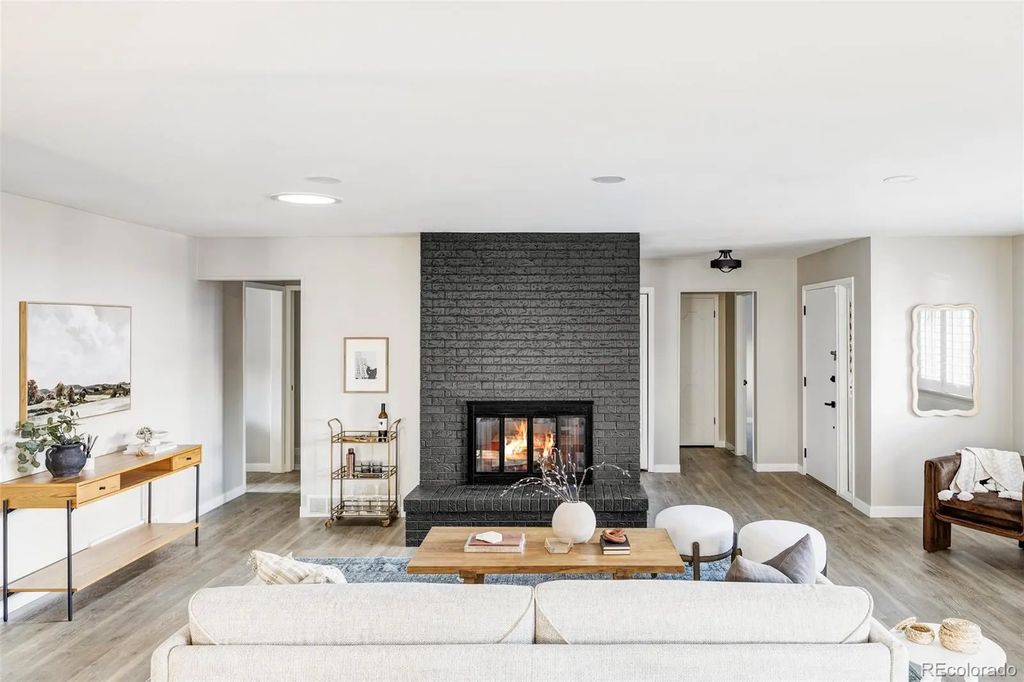 3483 S Race Street, Englewood