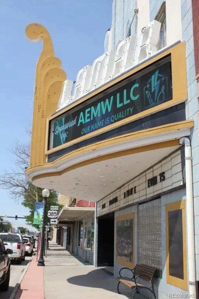 219 S Main Street, Lamar