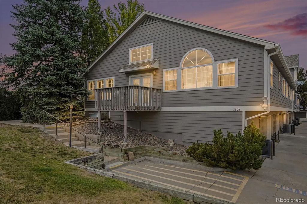 6826 W 84th Circle 18, Arvada