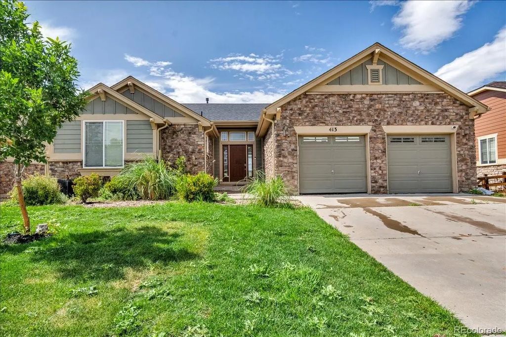 413 N De Gaulle Court, Aurora