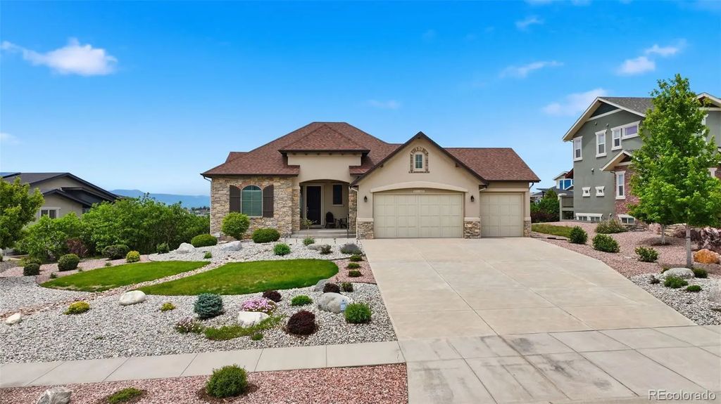 10042 Coyote Song Terrace, Colorado Springs
