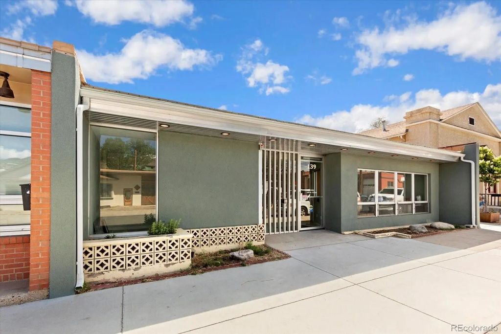 139 E 3rd Street 6, Salida