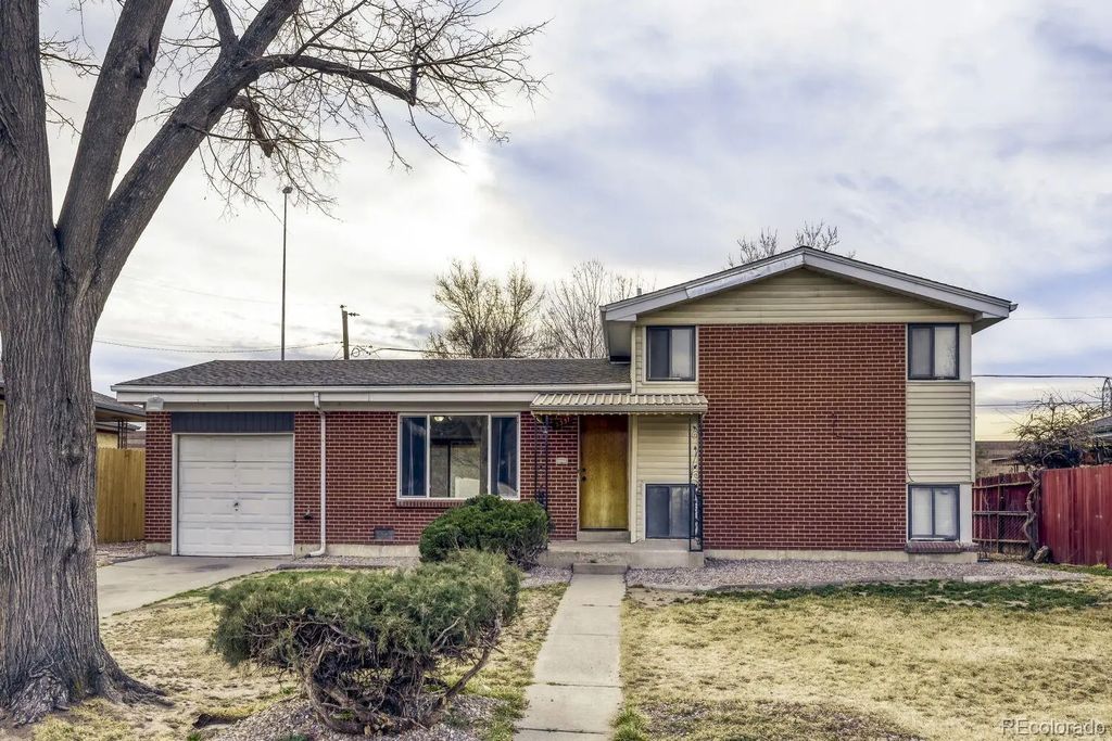 2331 Zion Street, Aurora