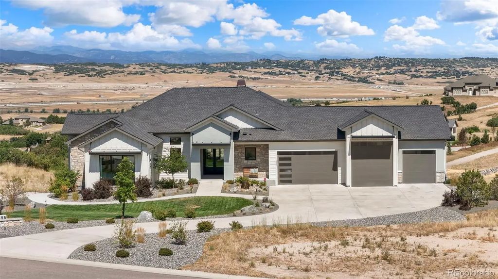 1555 King Mick Court, Castle Rock
