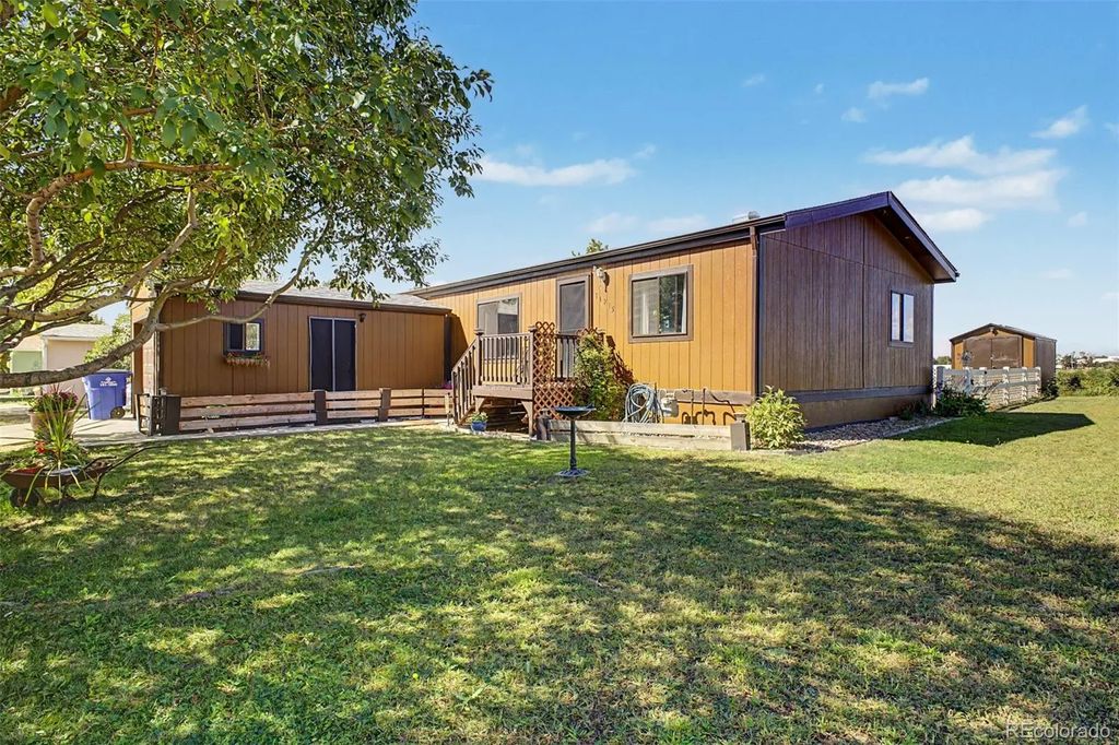 11215 Longview Boulevard, Longmont