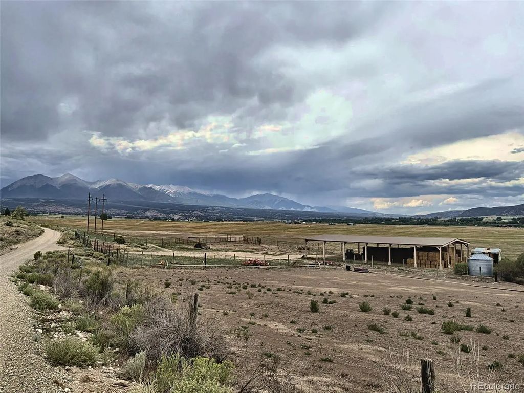 8262 County Road 160, Salida