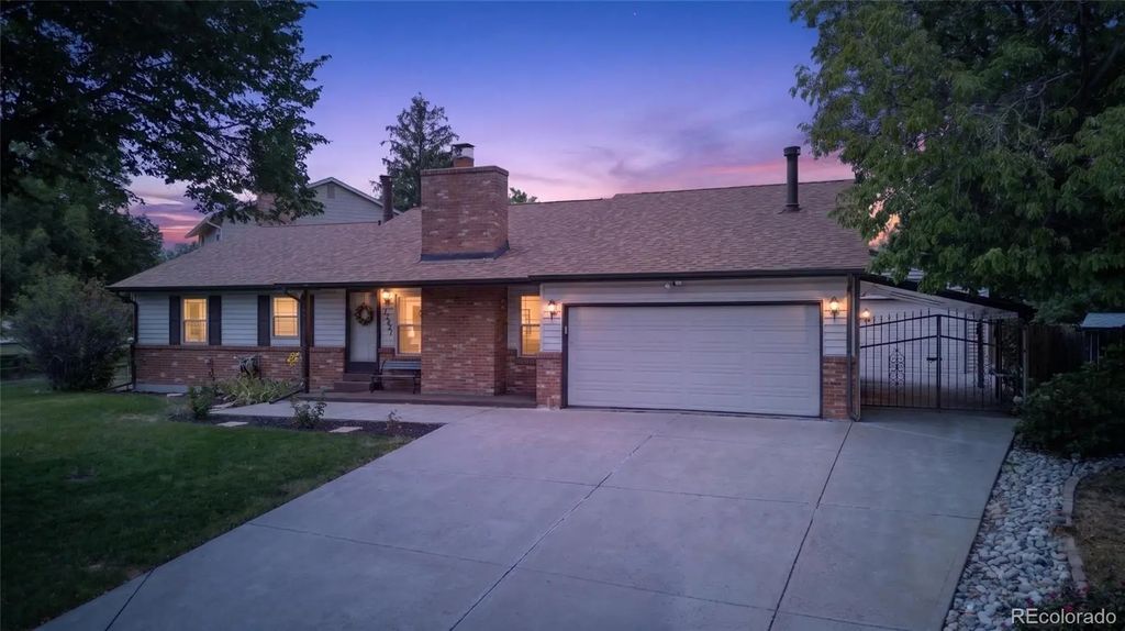 15021 E Arkansas Drive, Aurora