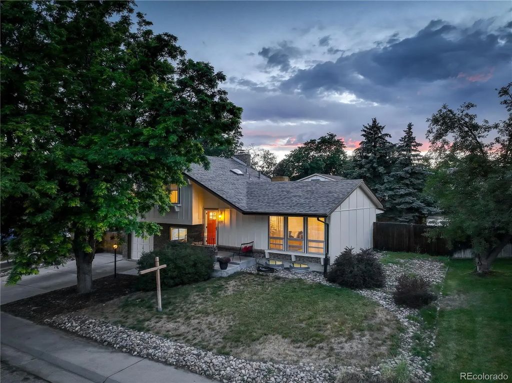 8397 Yarrow Court, Arvada