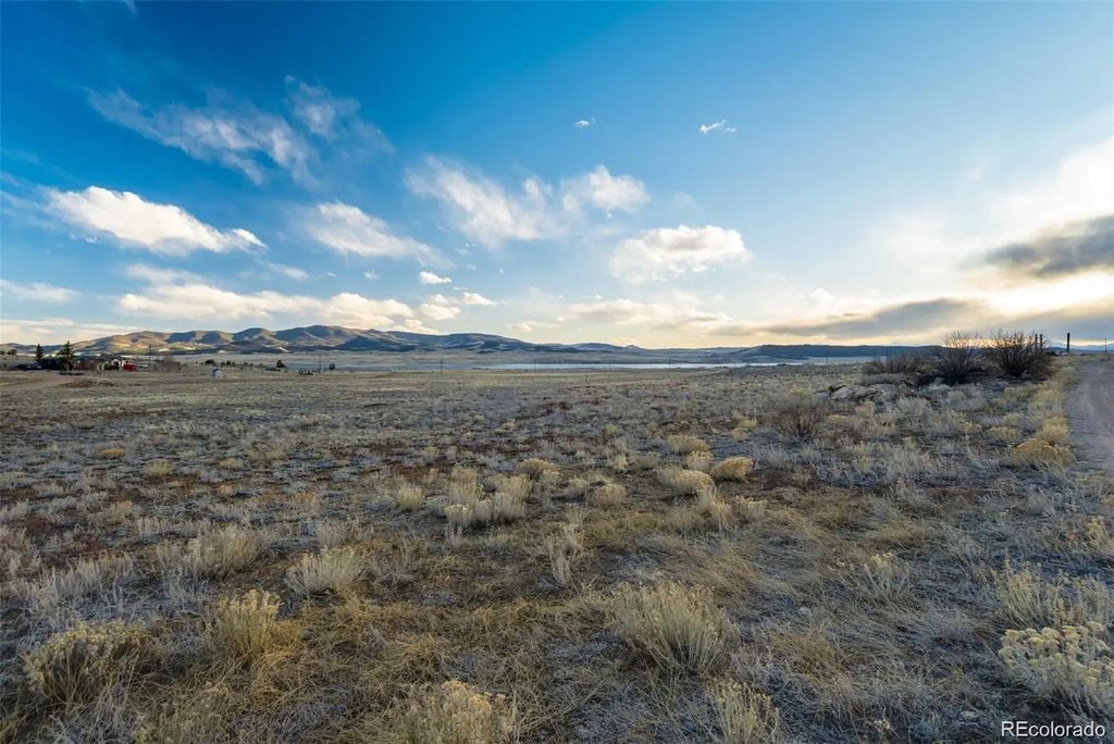 Tiara Road, Lake George