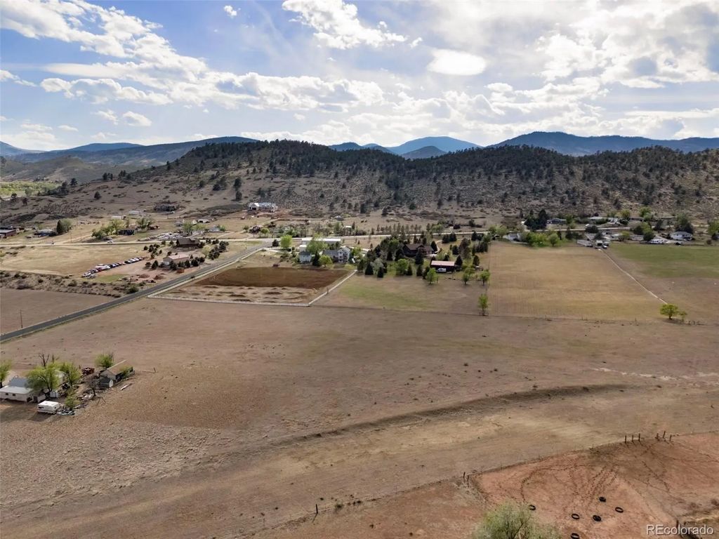 W County Road 24, Loveland