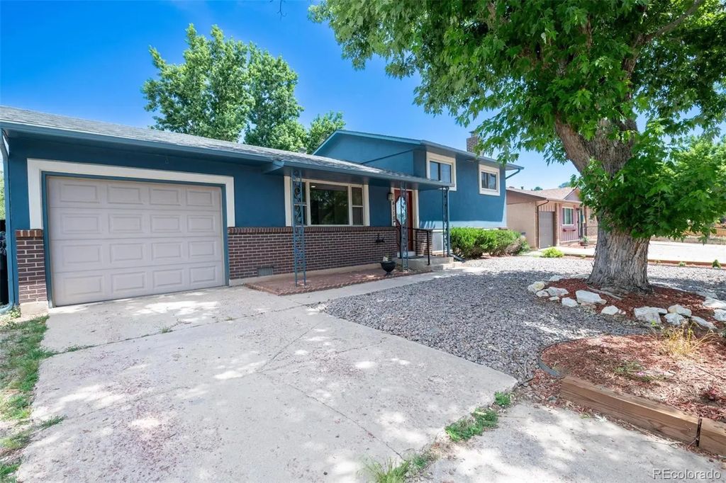 4118 Palmer Park Boulevard, Colorado Springs