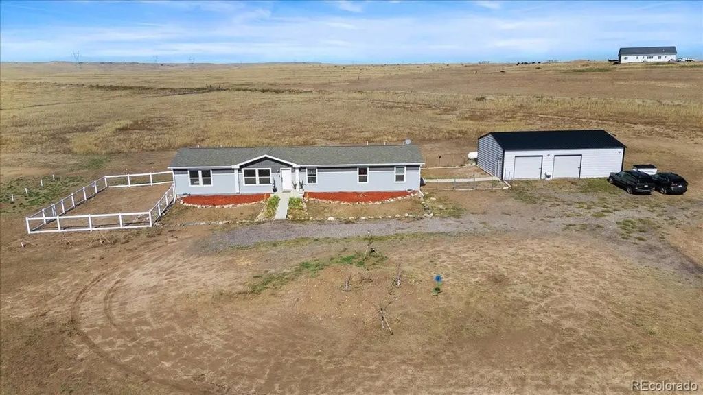 54435 County Road 21, Carr