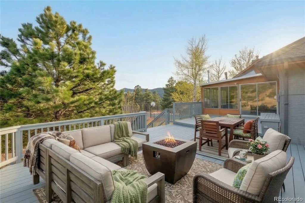 22196 Boar Head Road, Indian Hills