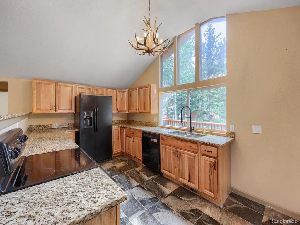 44 Anderson Road, Florissant