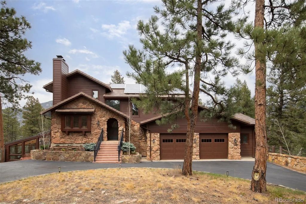 261 Whiskey Jay Hill Road, Evergreen