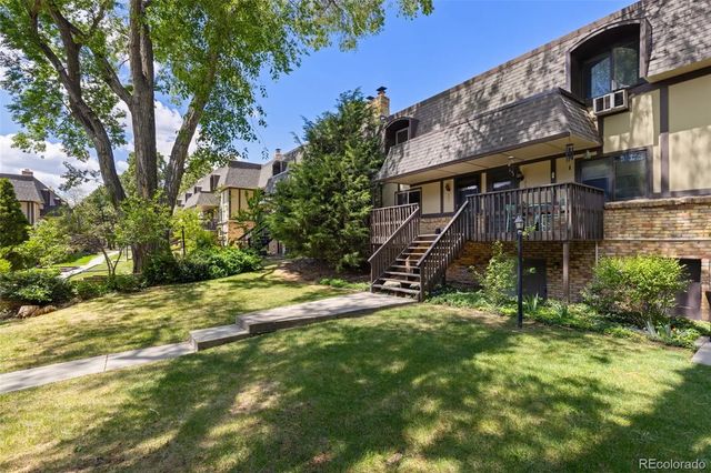 8060 W 9th Avenue 207, Lakewood