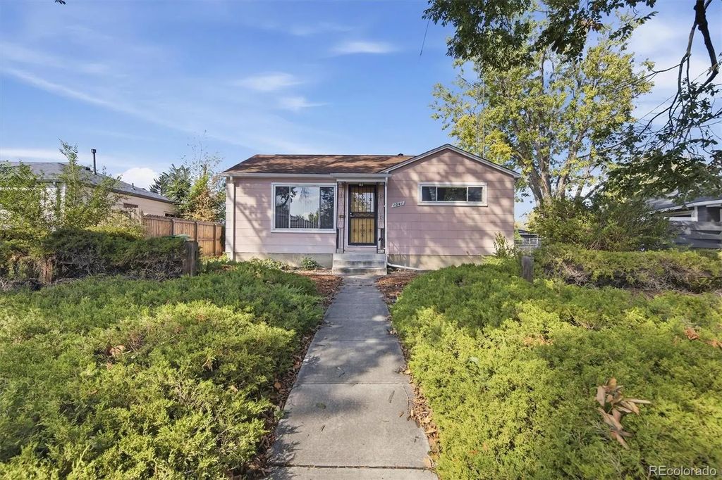 1041 Florence Street, Aurora