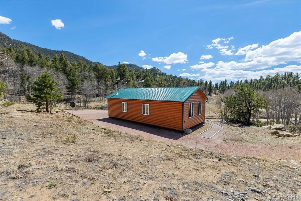 61 Garnet Lane, Lake George