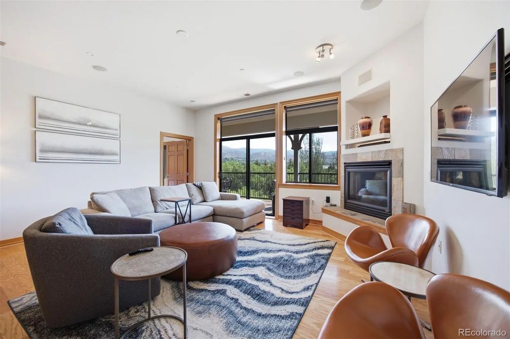 275 Main Street R403, Edwards