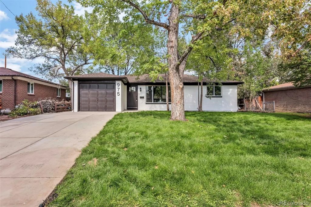975 E 9th Avenue, Broomfield
