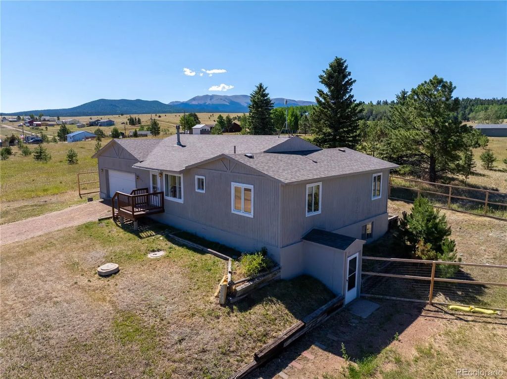1014 Elfin Glen Drive, Divide
