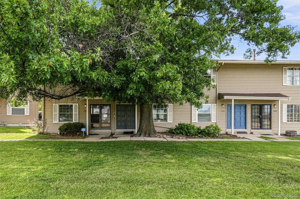 1935 S Peoria Street, Aurora